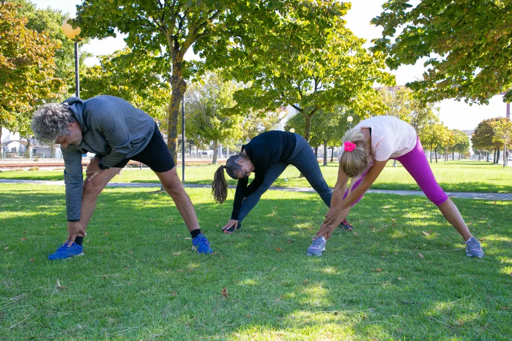 Du yoga ou pilates comme exercice physique doux pour Parkinson.